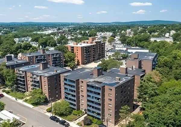 $2,800 | 32 Whites Avenue, Unit D33, Watertown, MA 02472