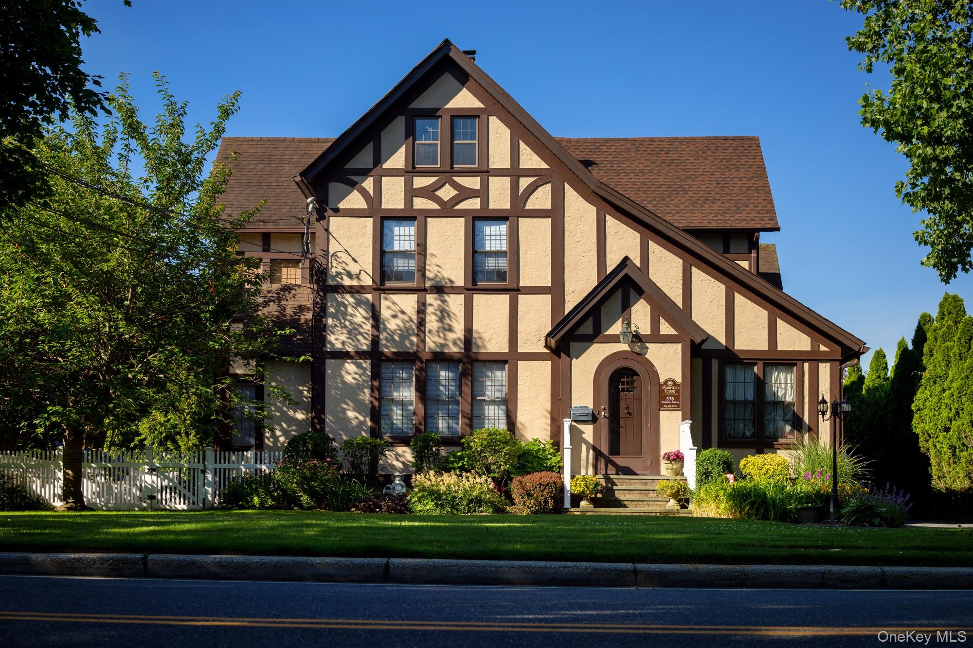 576 Scranton Avenue, Unit 5764 Lynbrook, NY 11563 - Photo 1 of 1 a front view of a house