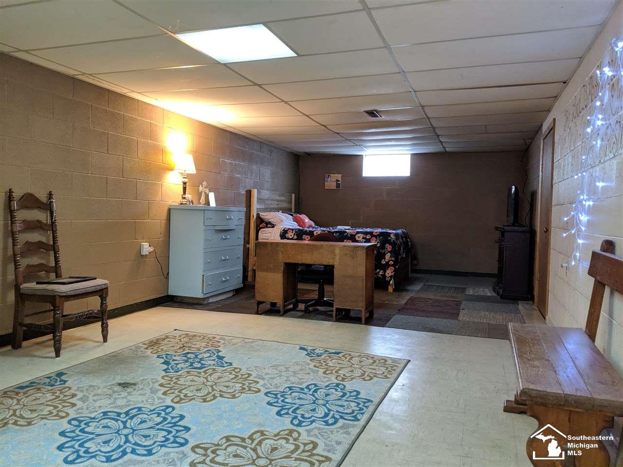 334 Lasalle Road Monroe, MI 48162 - Photo 20 of 32 31379695-19.JPG