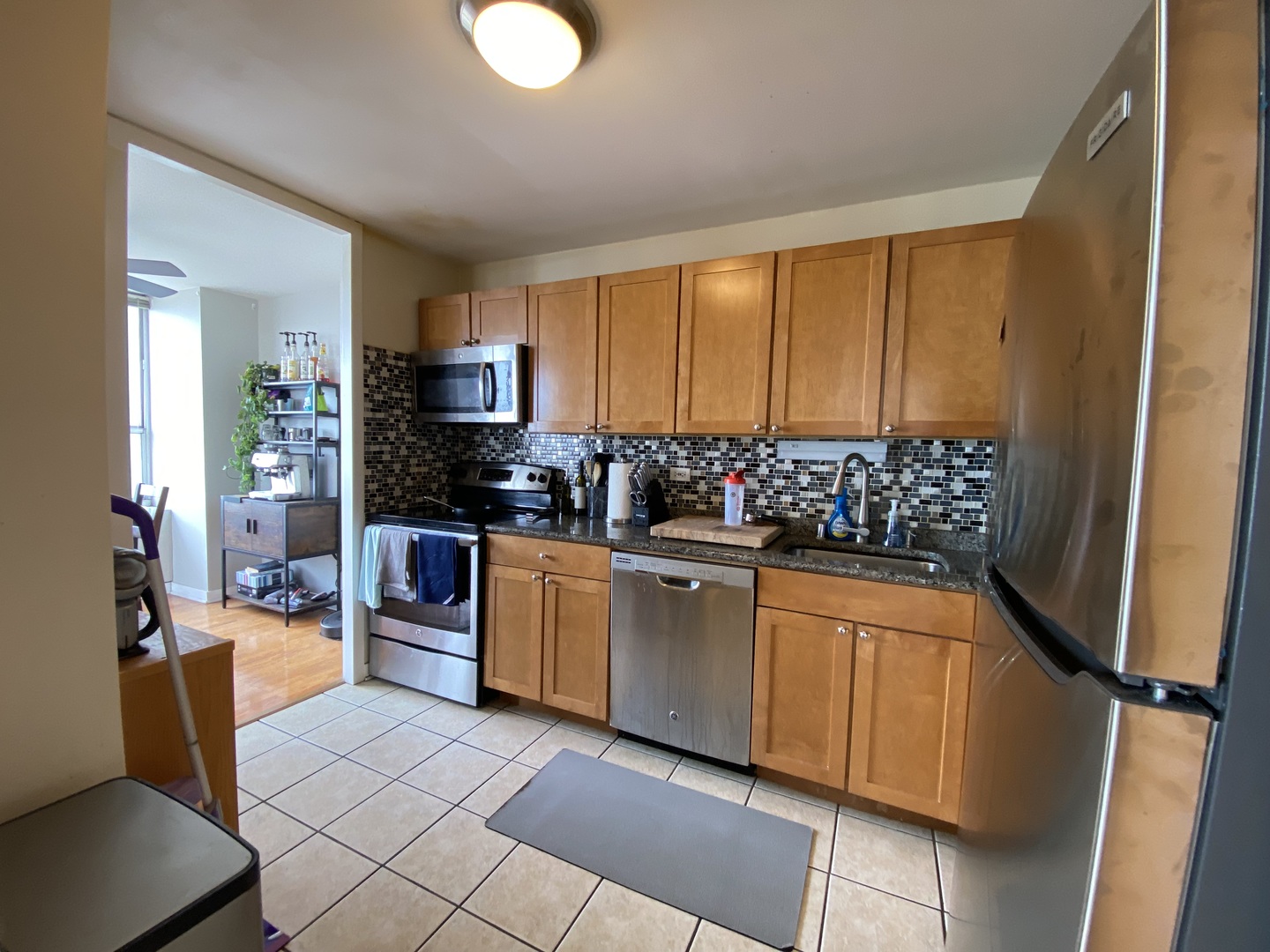 655 West Irving Park Road, Unit 2010 Chicago, IL 60613 - Photo 20 of 80