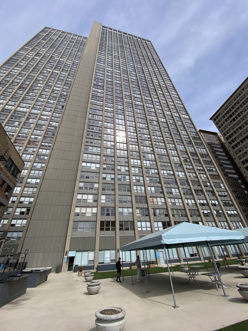 655 West Irving Park Road, Unit 2010 Chicago, IL 60613 - Photo 65 of 80