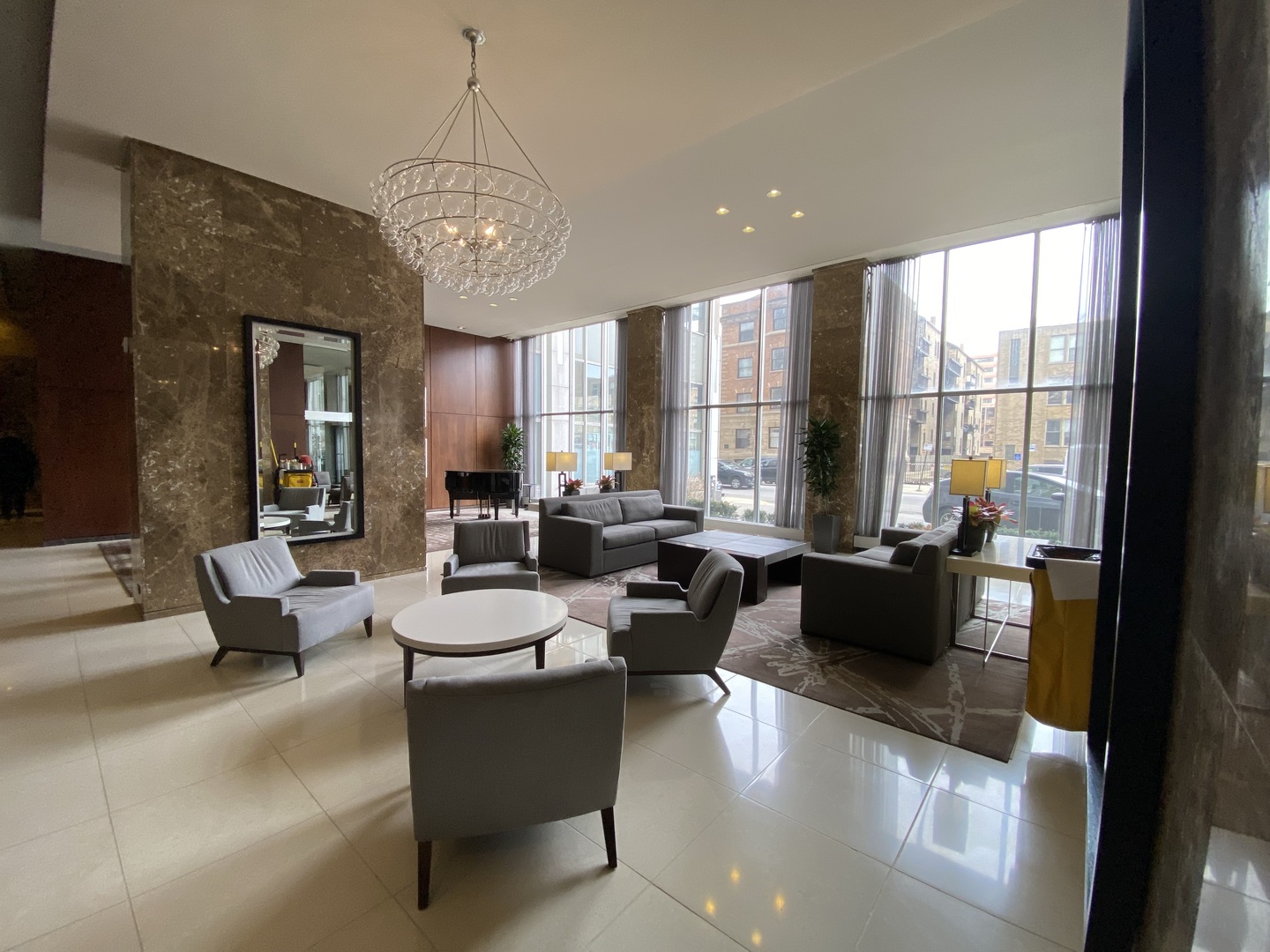 655 West Irving Park Road, Unit 2010 Chicago, IL 60613 - Photo 7 of 80