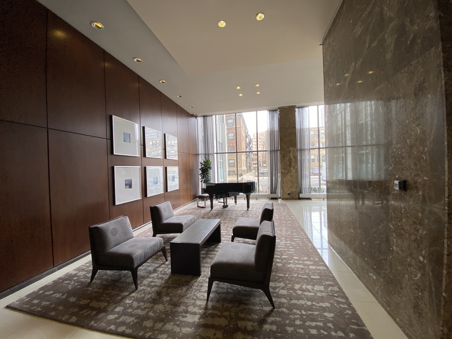 655 West Irving Park Road, Unit 2010 Chicago, IL 60613 - Photo 8 of 80
