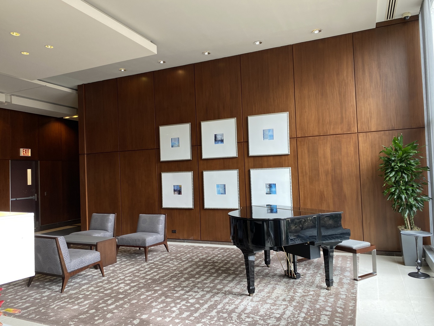 655 West Irving Park Road, Unit 2010 Chicago, IL 60613 - Photo 10 of 80