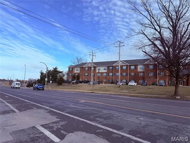 $225,000 | 4617 South Broadway, St. Louis, MO 63111