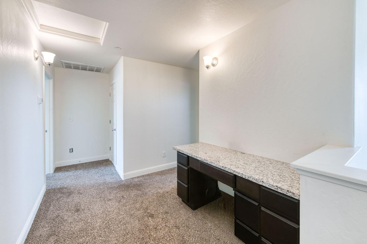 1732 Cleveland Street Selma, CA 93662 - Photo 26 of 35