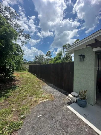 $1,800 | 50 Euclid Avenue, Englewood, FL 34223