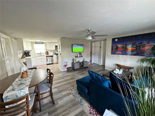 $1,800 | 50 Euclid Avenue, Englewood, FL 34223