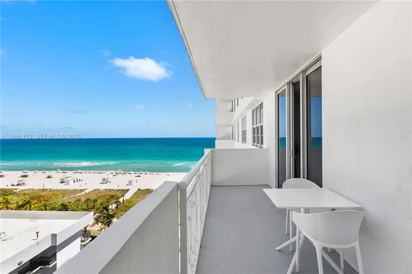 $4,198 | 5825 Collins Avenue, Unit 10E, Miami Beach, FL 33140