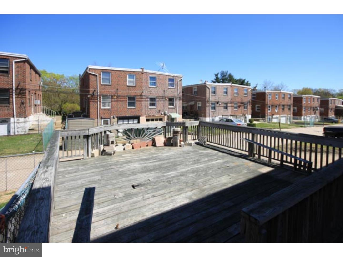 3553 Primrose Road Philadelphia, PA 19114 - Photo 22 of 25 Deck