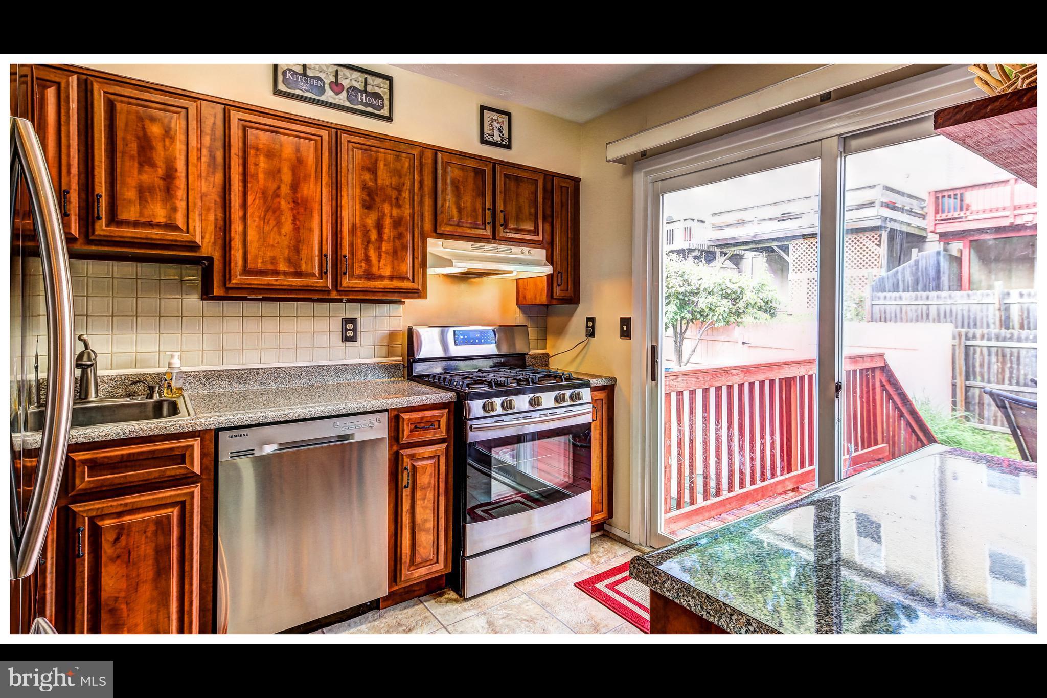 19 Perryfalls Place Baltimore, MD 21236 - Photo 13 of 30 Kitchen