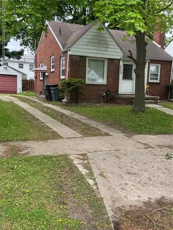 $105,000 | 2208 Windemere Avenue, Flint, MI 48503