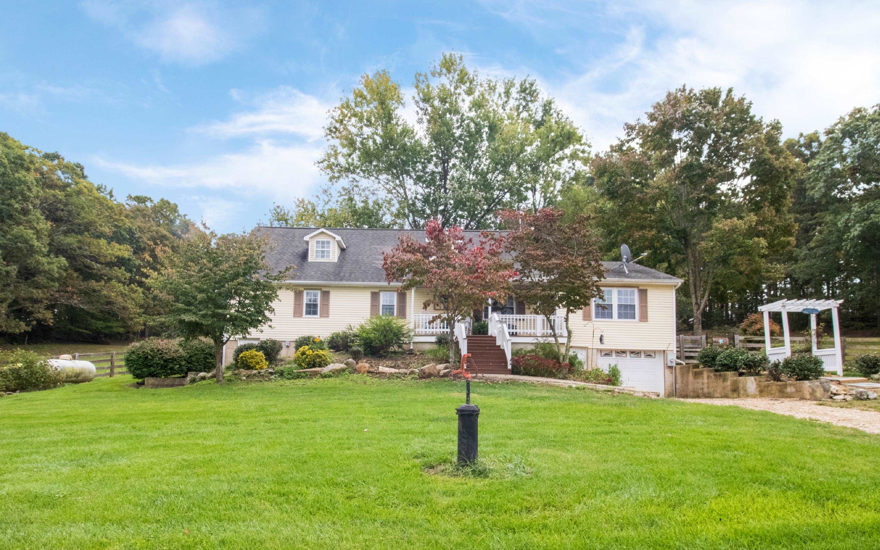 804 Wagon Shop Road Middlebrook, VA 24459 - Photo 4 of 64 Gallery Image 4
