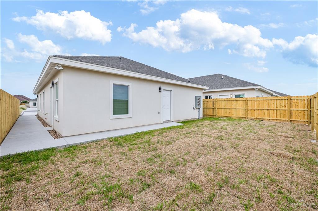 5322 Vision Street Rio Grande City, TX 78582 - Photo 11 of 19 a view of a house with backyard