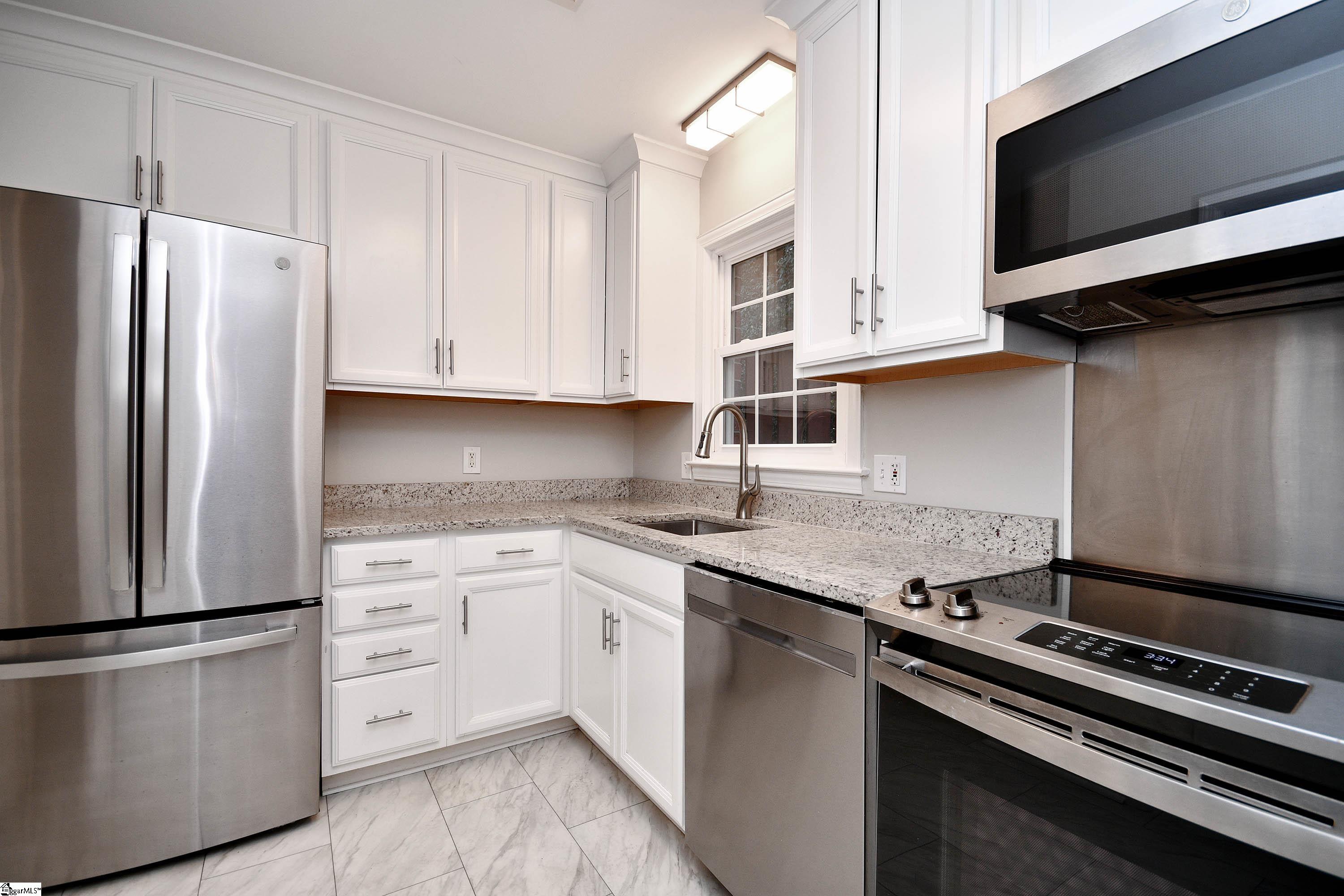 815 Edwards Road, Unit 91 Greenville, SC 29615 - Photo 12 of 25 Gallery Image 12