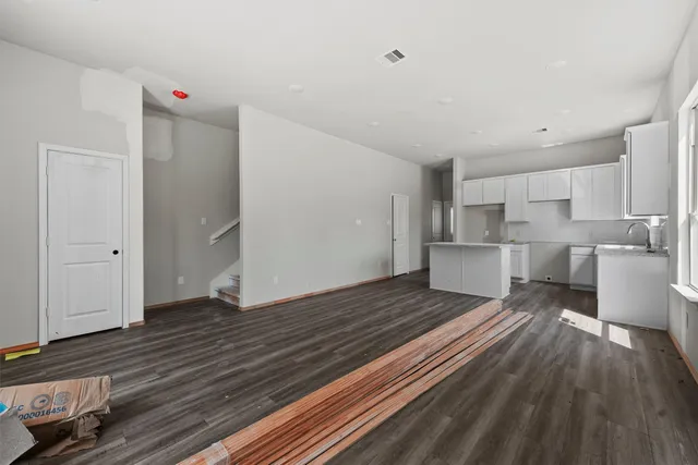 $205,900 | 15608 Sycamore Drive, Montgomery, TX 77356