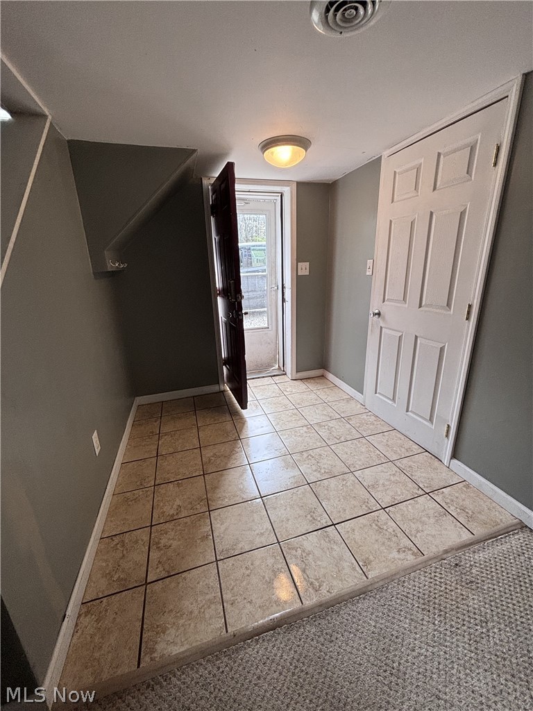 880 East Caston Road Uniontown, OH 44685 - Photo 33 of 34