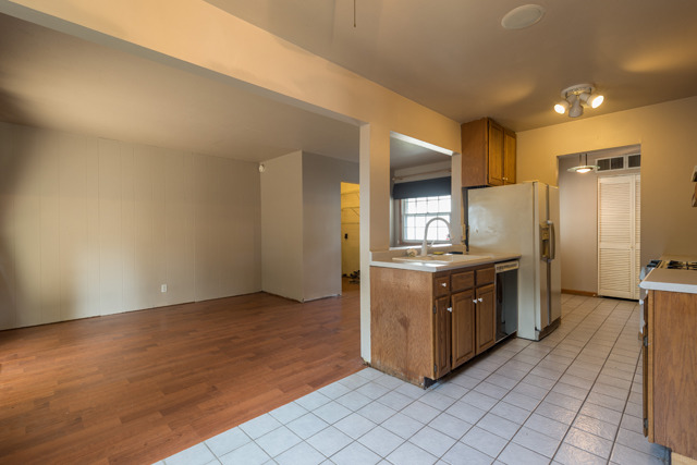 155 Seabury Road Bolingbrook, IL 60440 - Photo 4 of 14