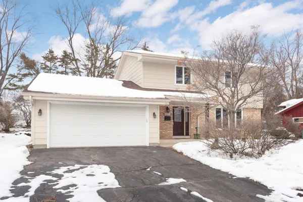 $3,100 | 8324 29th Avenue North, New Hope, MN 55427