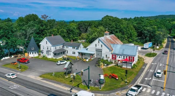 $1,950,000 | 679 Roosevelt Trail, Naples, ME 04055