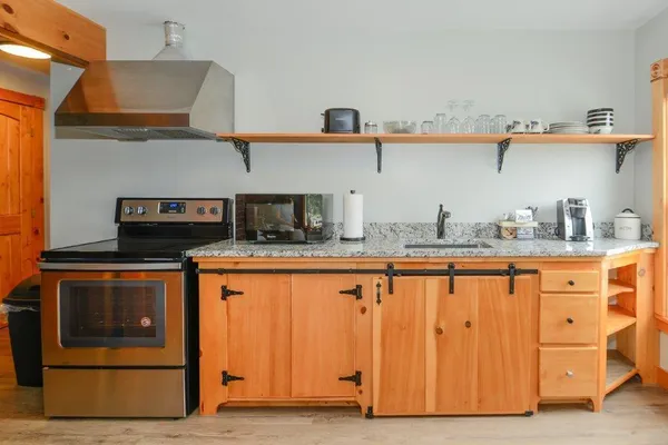 $1,950,000 | 679 Roosevelt Trail, Naples, ME 04055