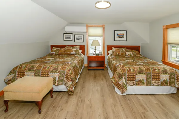 $1,950,000 | 679 Roosevelt Trail, Naples, ME 04055