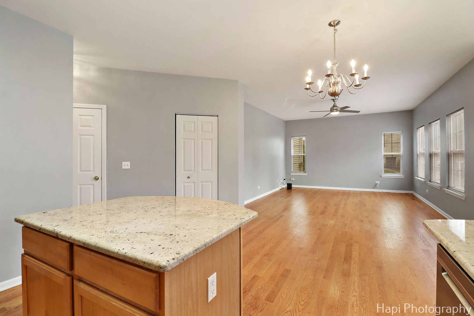 123 Norman Drive McHenry, IL 60050 - Photo 12 of 33 a view of an empty room and window