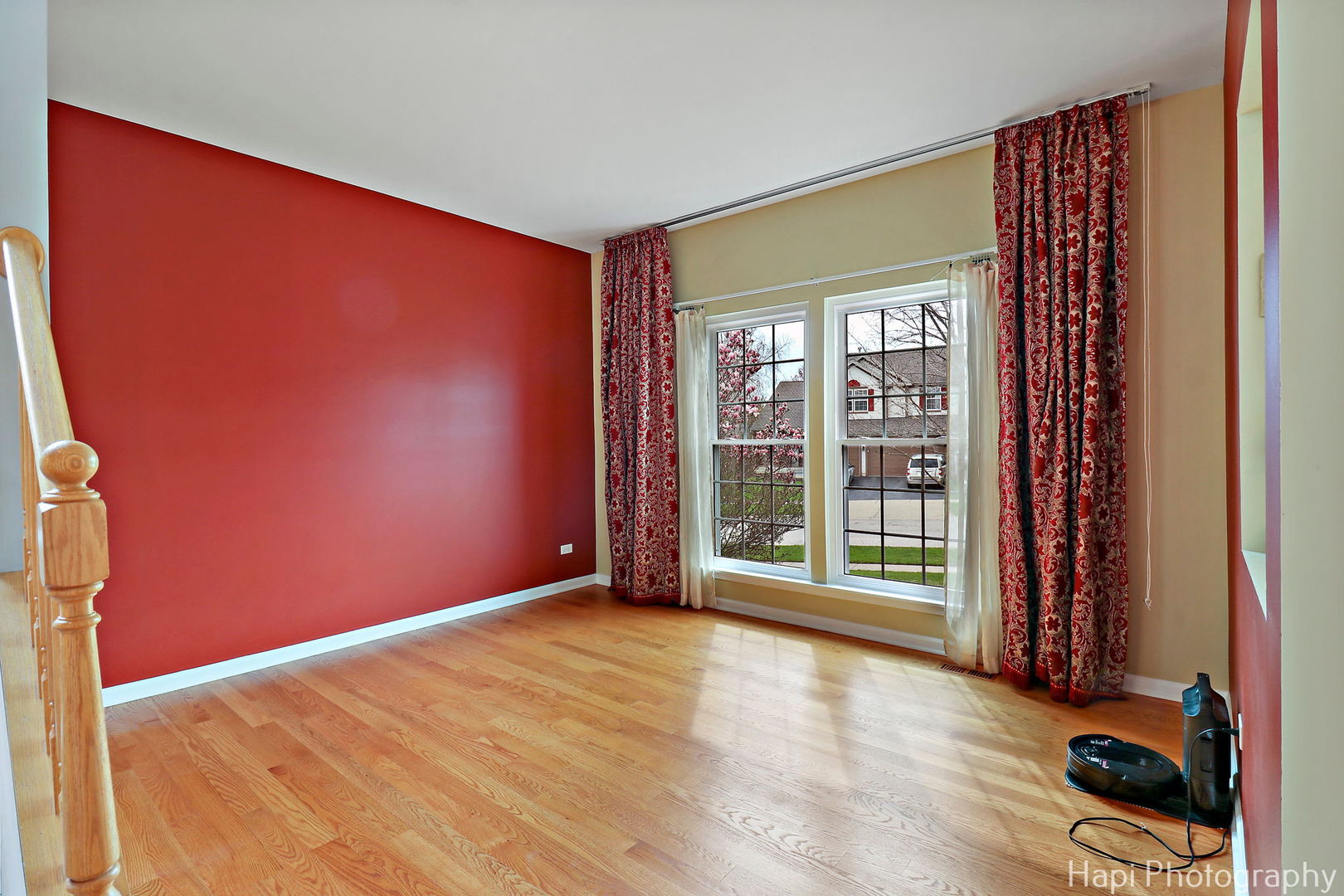 123 Norman Drive McHenry, IL 60050 - Photo 6 of 33 a view of an empty room with a window