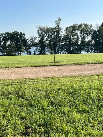 $53,500 | 9 Royal Oaks Road, Garvin, MN 56132