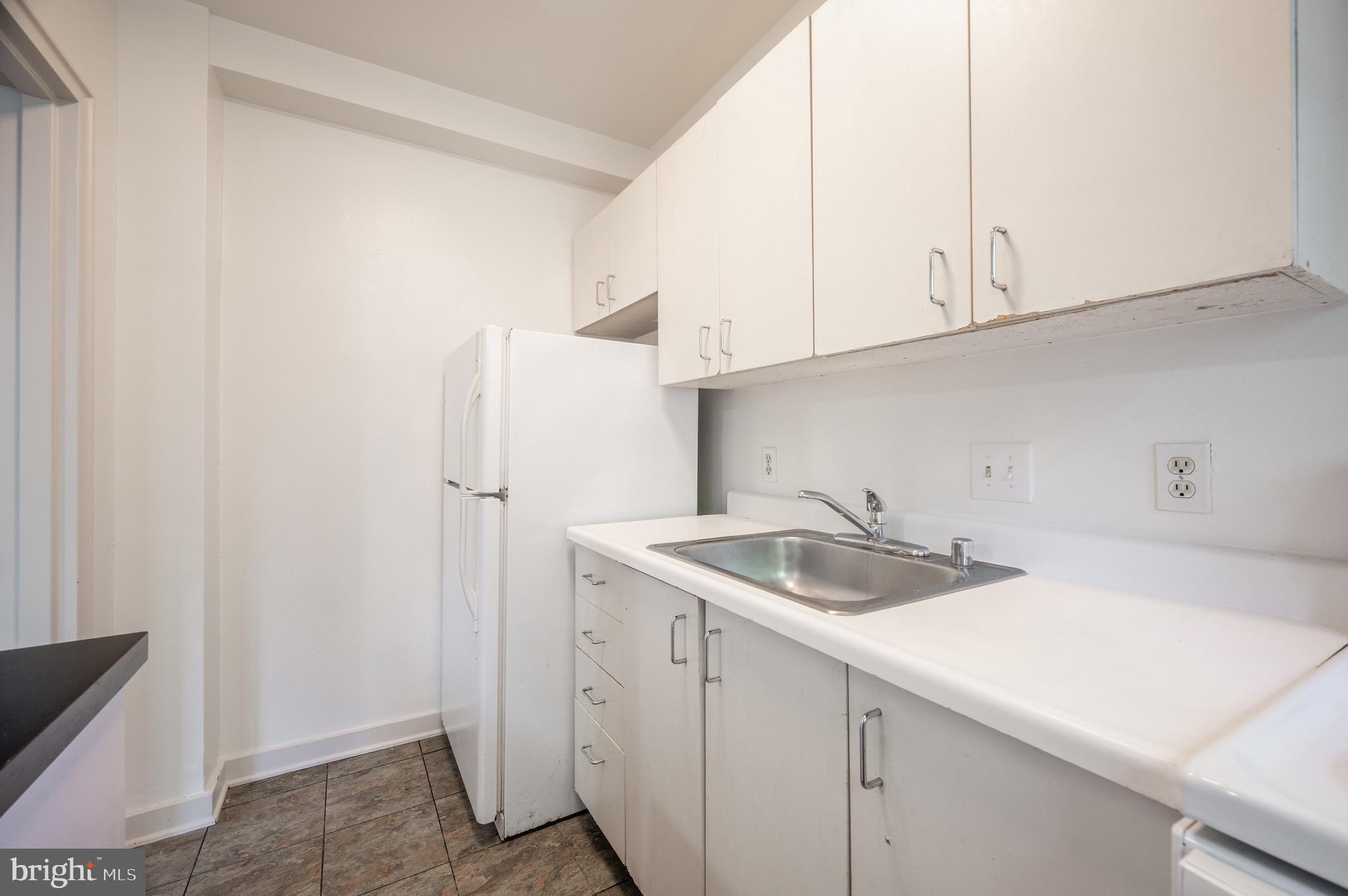 12 Ashby Street, Unit F Alexandria, VA 22305 - Photo 13 of 32