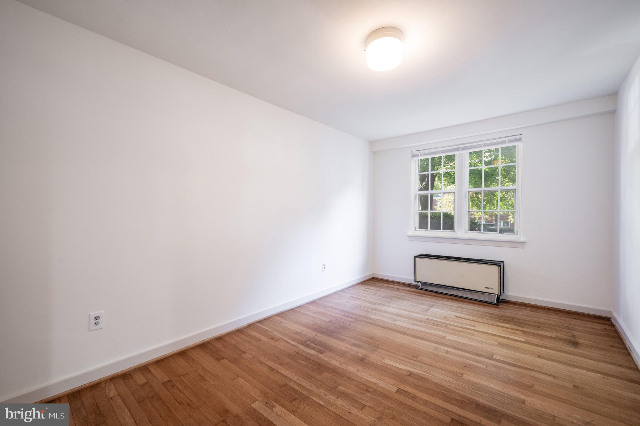 12 Ashby Street, Unit F Alexandria, VA 22305 - Photo 19 of 32