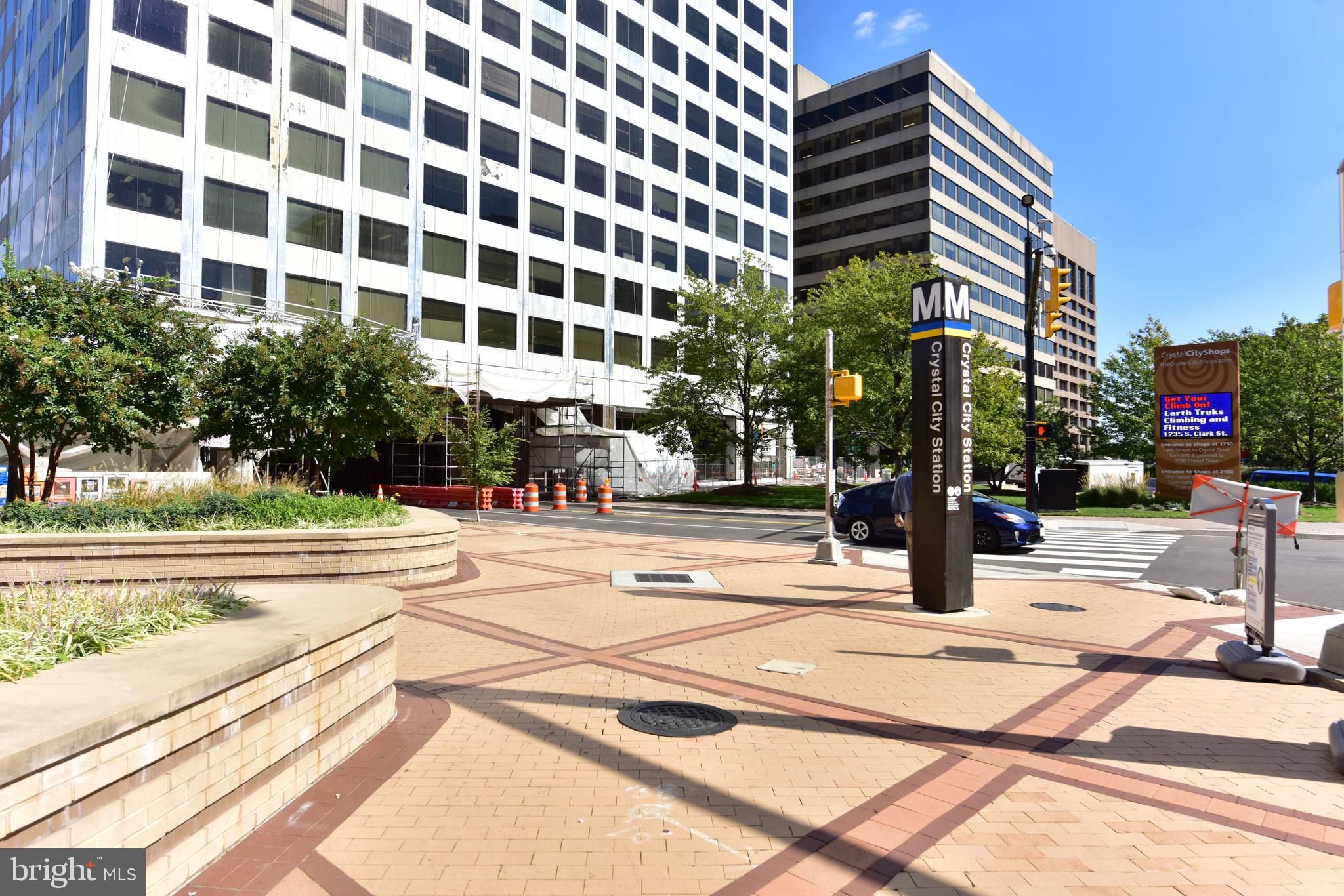 12 Ashby Street, Unit F Alexandria, VA 22305 - Photo 23 of 32