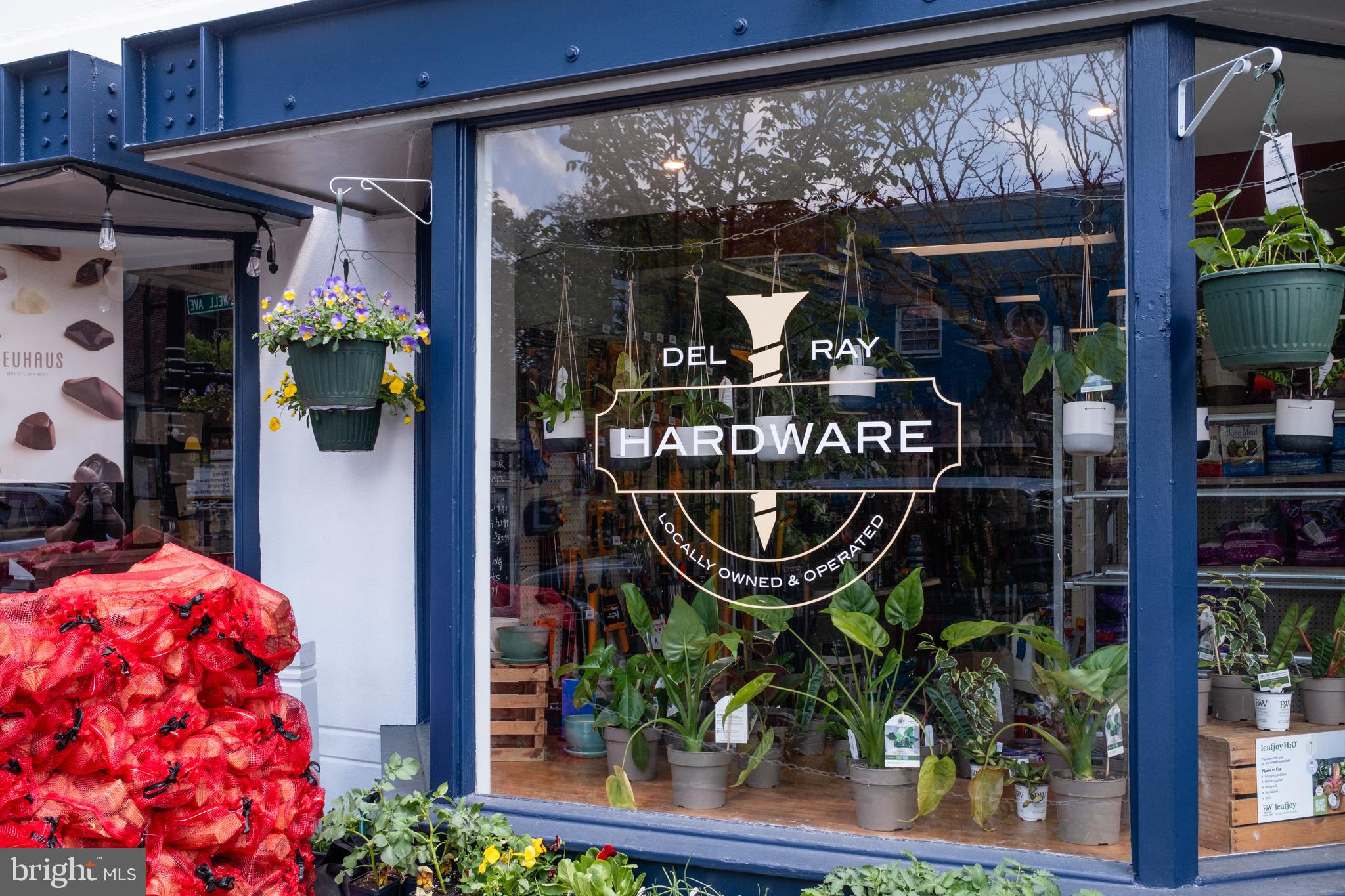12 Ashby Street, Unit F Alexandria, VA 22305 - Photo 26 of 32 Del Ray Hardware