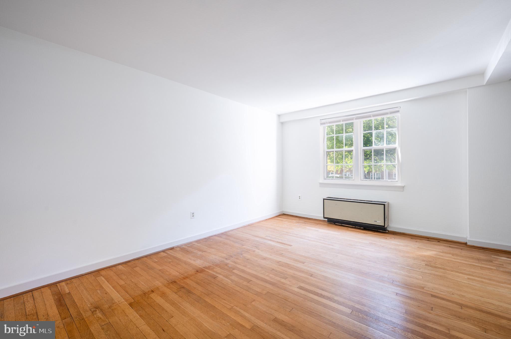 12 Ashby Street, Unit F Alexandria, VA 22305 - Photo 6 of 32