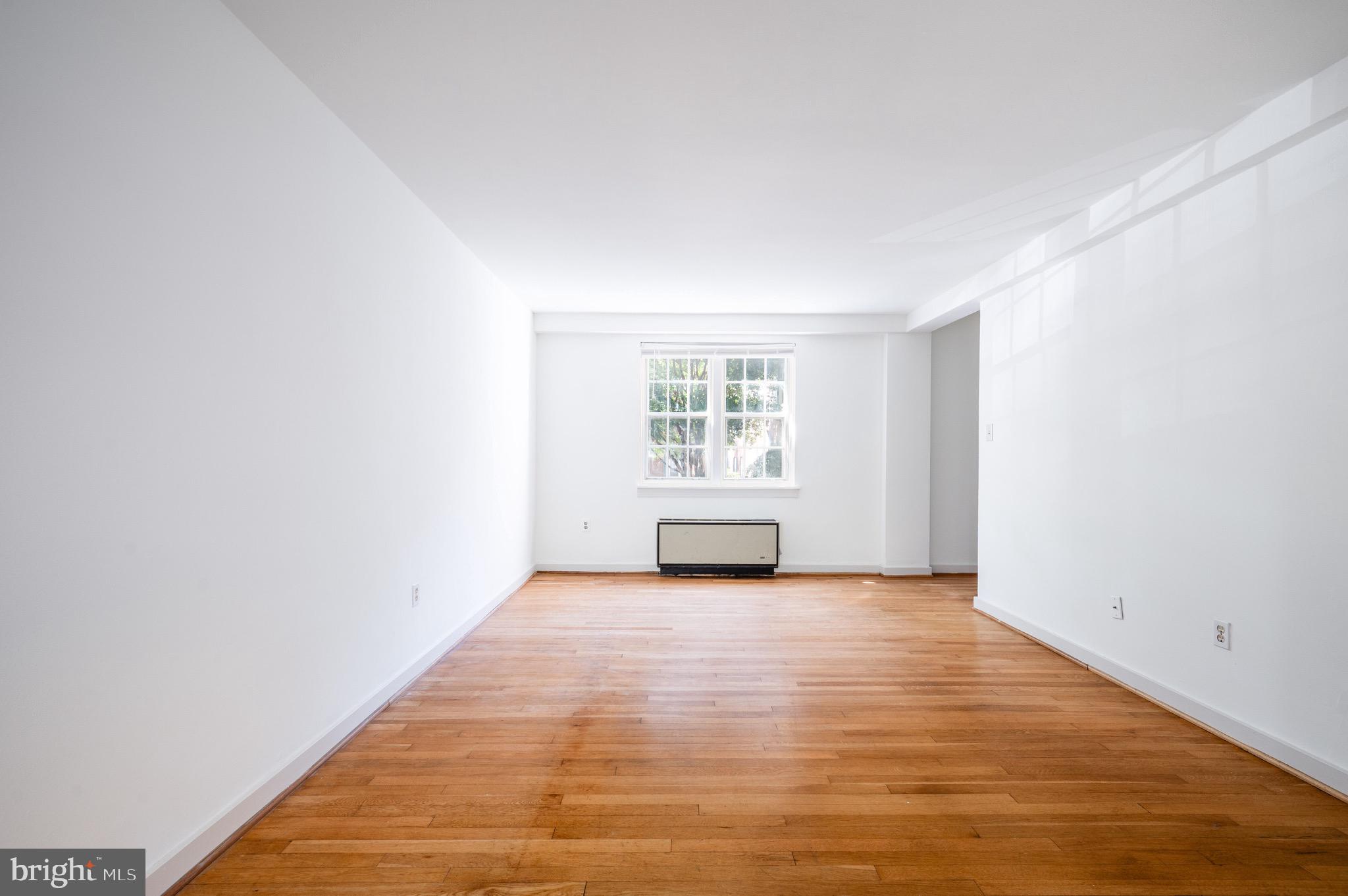 12 Ashby Street, Unit F Alexandria, VA 22305 - Photo 9 of 32