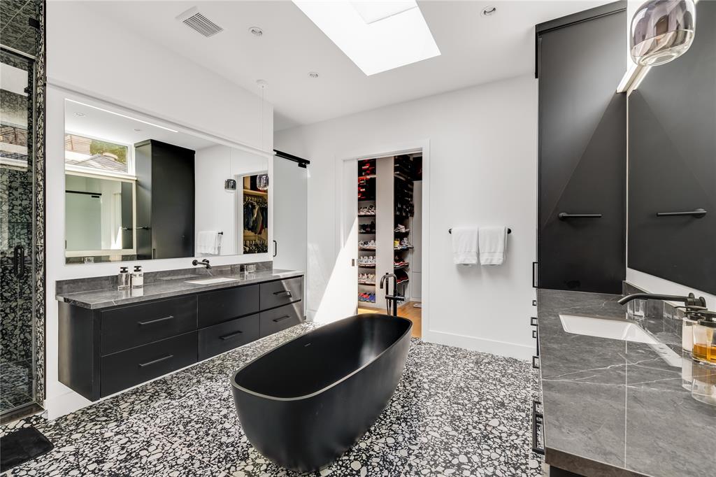 3609 Springbrook Street Dallas, TX 75205 - Photo 12 of 13 a living room with a couch and a potted plant
