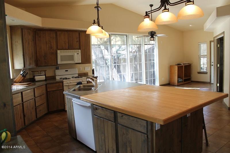 800-802 North Colcord Road Payson, AZ 85541 - Photo 9 of 39 Kitchen 4