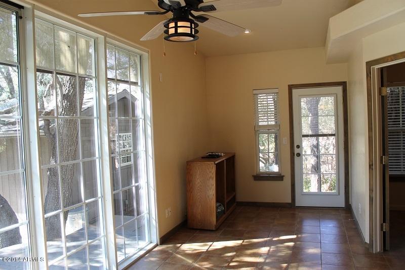 800-802 North Colcord Road Payson, AZ 85541 - Photo 10 of 39 Dining Room