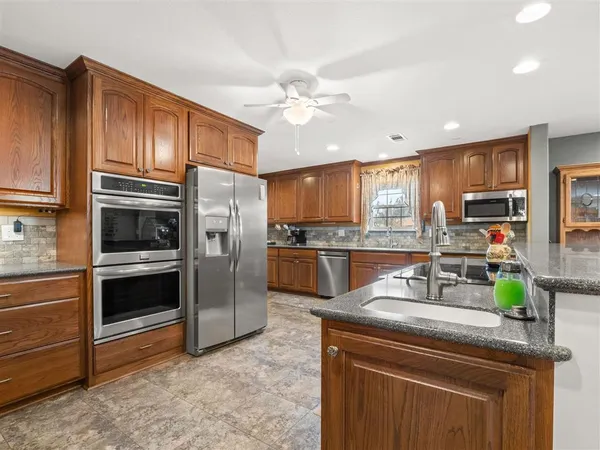 $310,000 | 1080 Pecan Avenue, Deridder, LA 70634