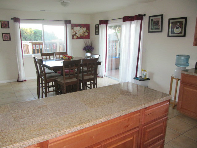 11 Boling Road, Unit A Watsonville, CA 95076 - Photo 4 of 19 Gallery Image 4