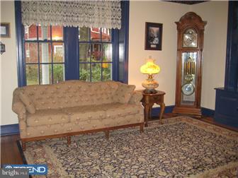 485 Ambler Road Fort Washington, PA 19034 - Photo 3 of 8 Living Room