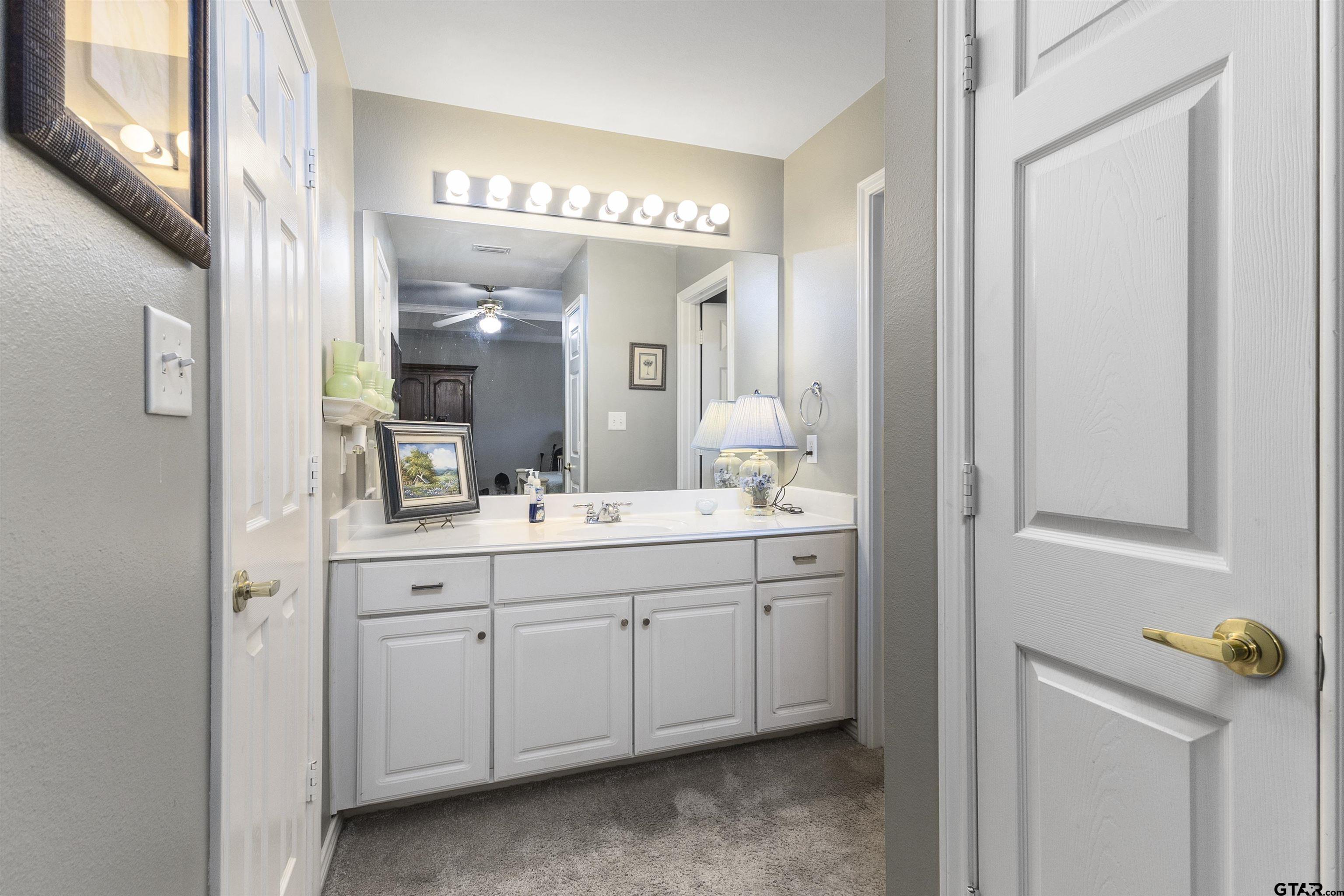 1521 Rice Road, Unit R102 Tyler, TX 75703 - Photo 19 of 27