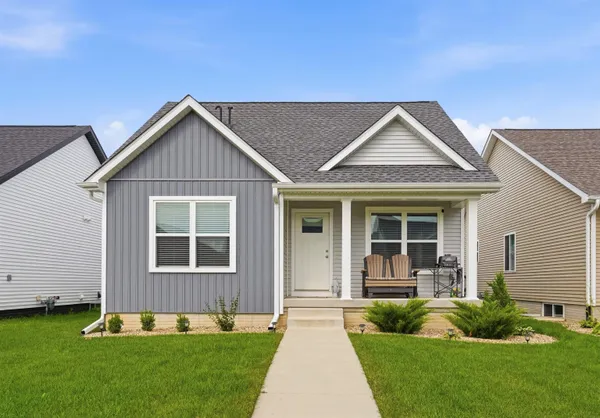 $299,000 | 123 Coral Drive, Waterloo, IA 50701