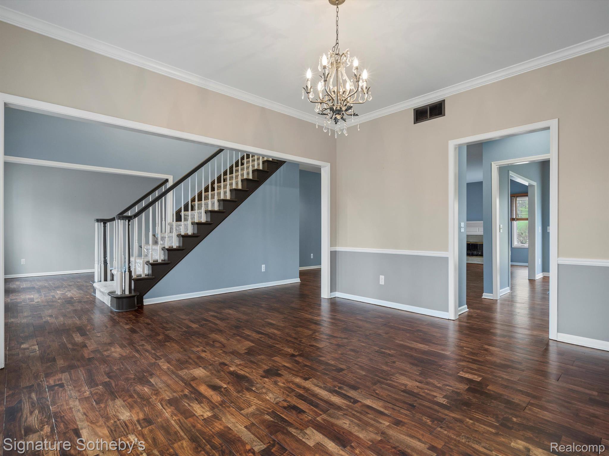 215 Hawk Ridge Drive Clarkston, MI 48348 - Photo 15 of 54 Gallery Image 15