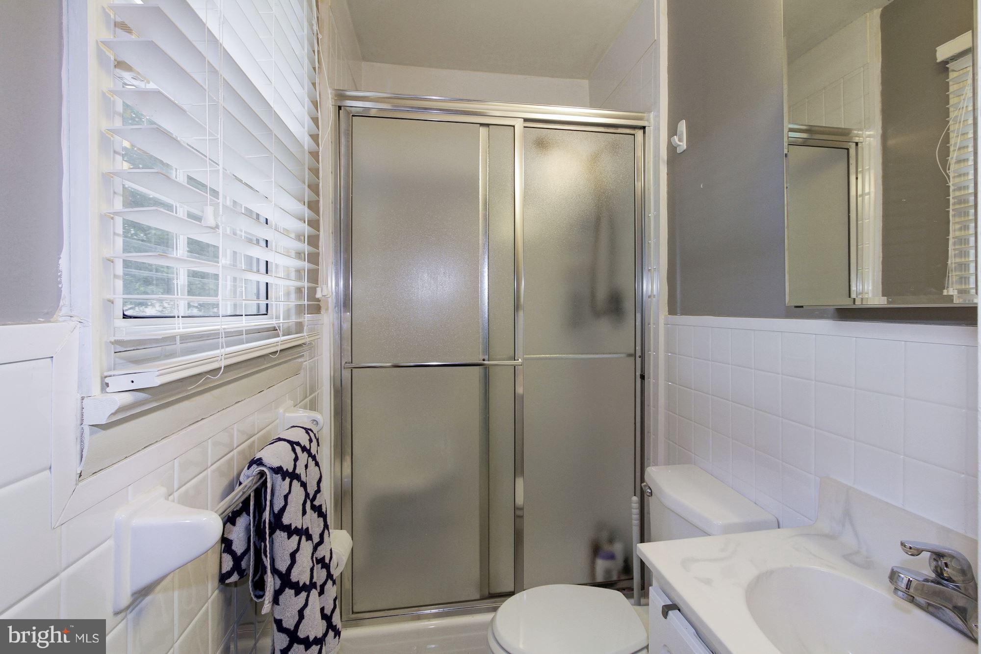 7873 Poplar Grove Road Severn, MD 21144 - Photo 13 of 27 EN SUITE MASTER BATH