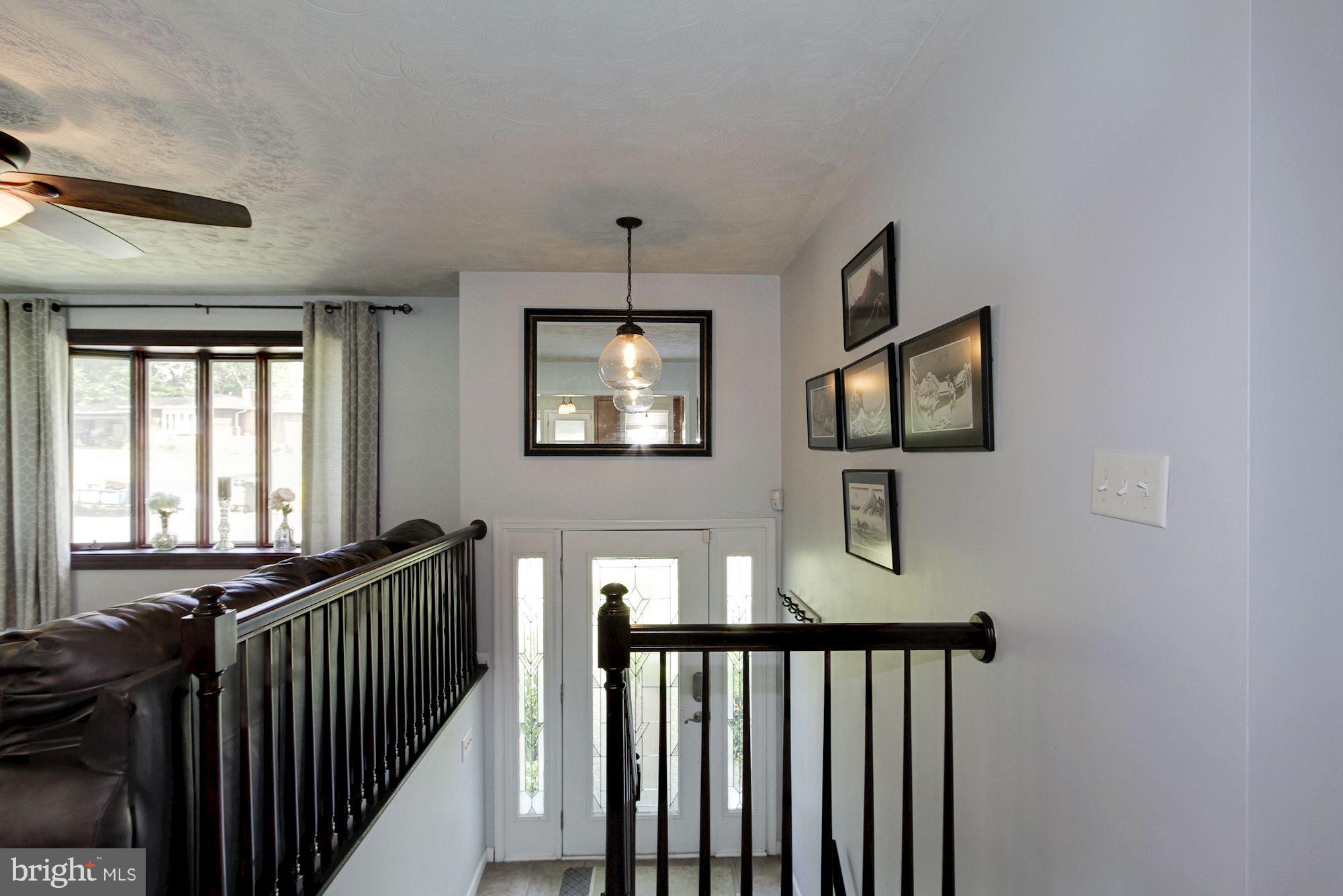 7873 Poplar Grove Road Severn, MD 21144 - Photo 5 of 27 BRIGHT ENTRY/FOYER!