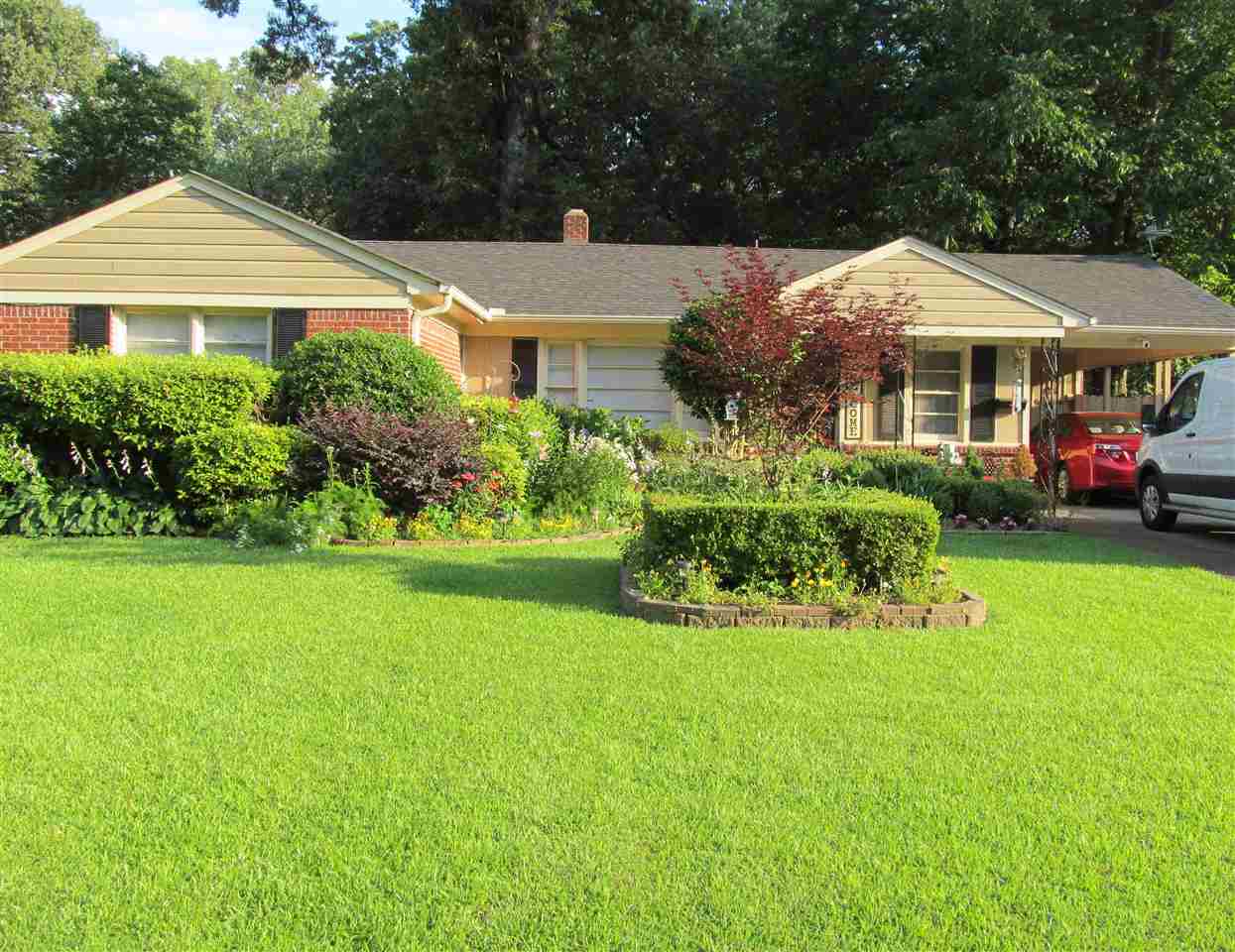 4557 East Dearing Road Memphis, TN 38117 - Photo 1 of 25