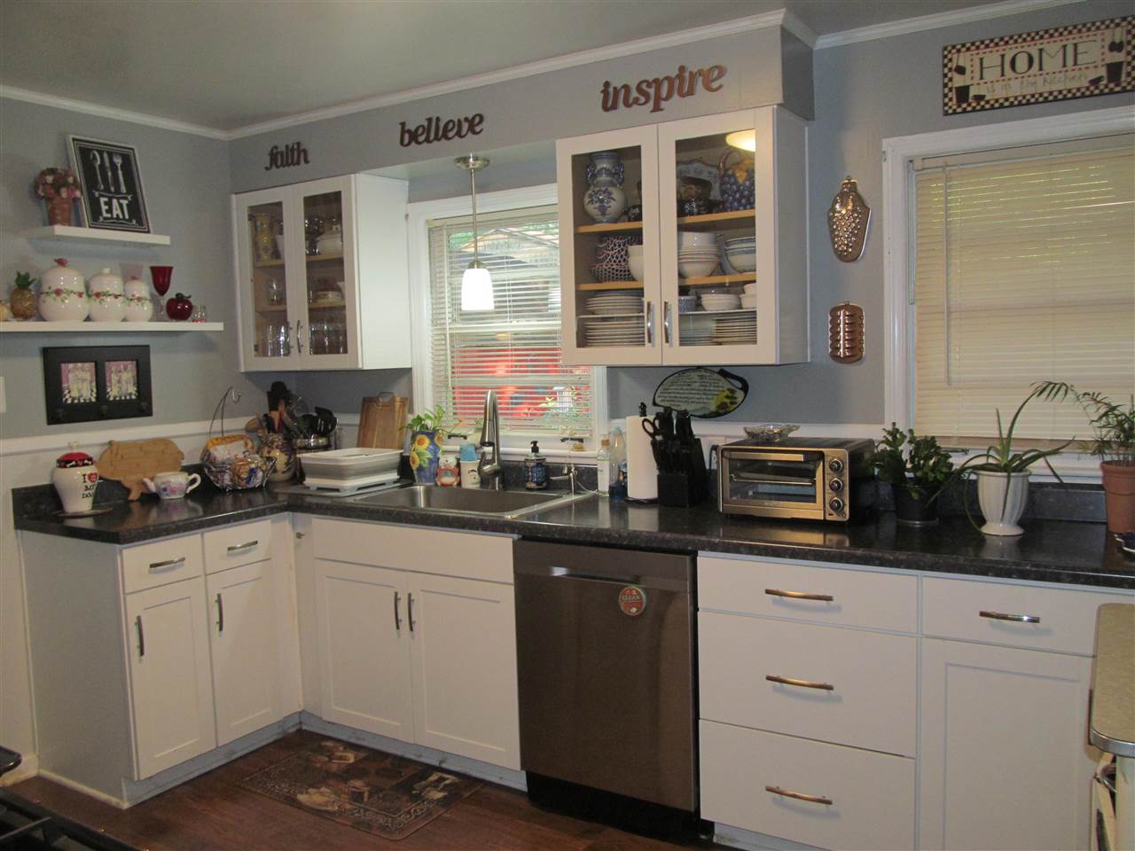 4557 East Dearing Road Memphis, TN 38117 - Photo 4 of 25