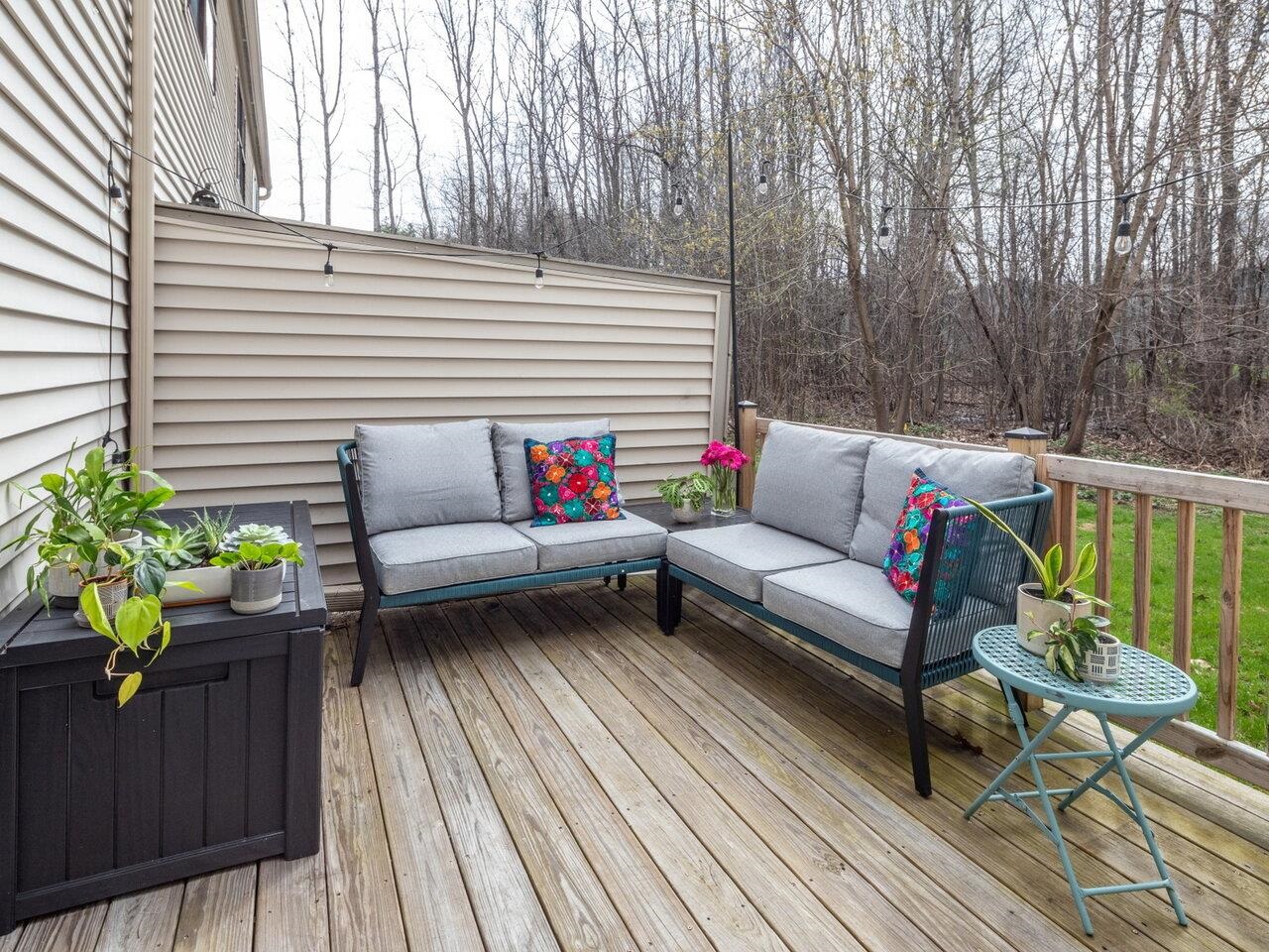 122 Locust Hill Road Shelburne, VT 05482 - Photo 2 of 27 Gallery Image 2