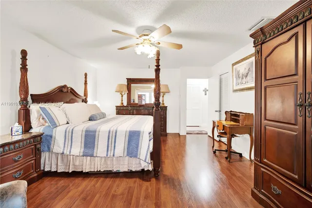 $775,000 | 10825 Southwest 91st Lane, Miami, FL 33176